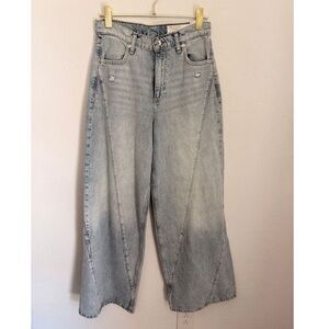 Women's Light Blue Wide-Leg Jeans